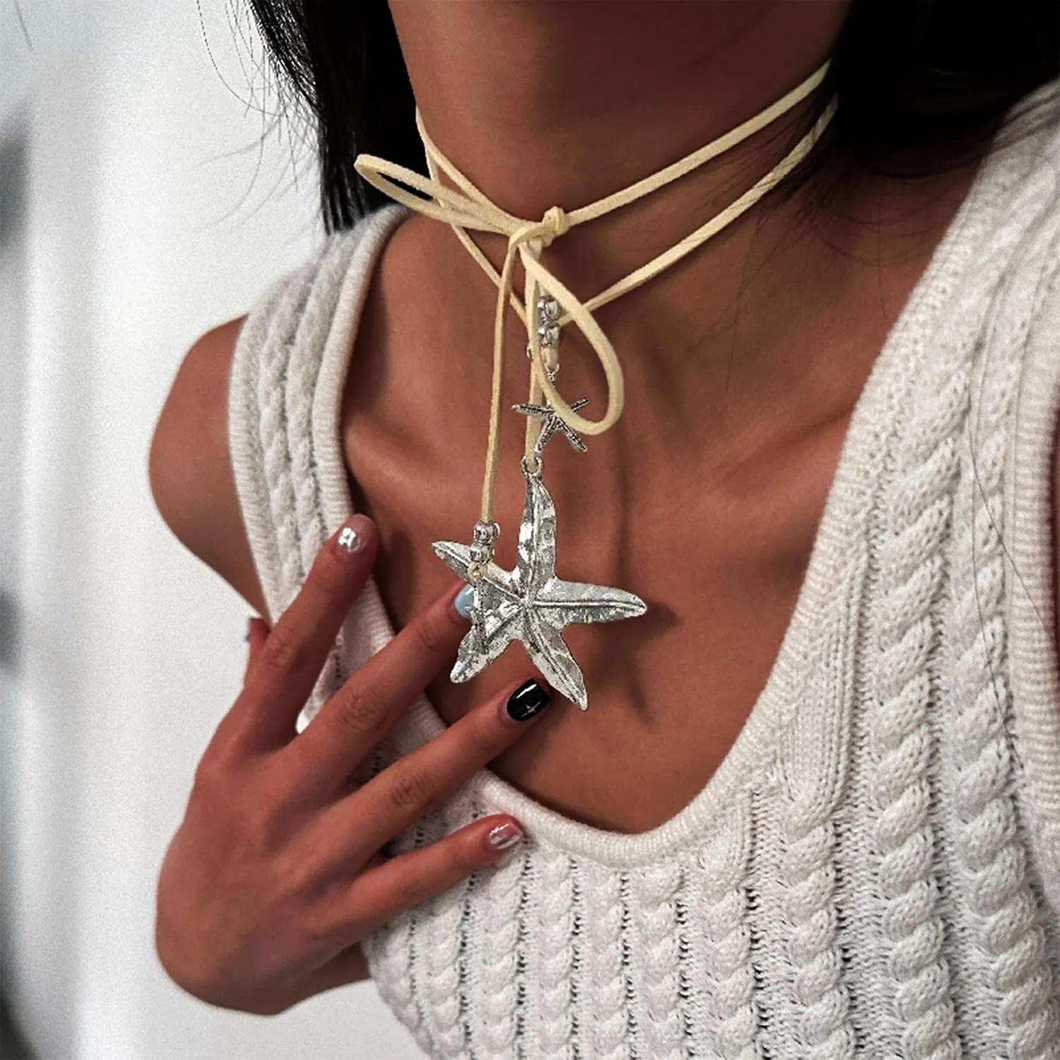 Aonklot Starfish Necklace Gold Star Fish Necklaces for Women Halloween Ocean Jewelry Shell Accessories Halloween Costumes Vacation Essentials Outfits