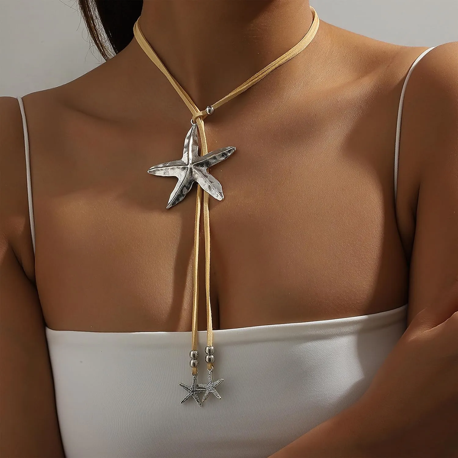 Aonklot Starfish Necklace Gold Star Fish Necklaces for Women Halloween Ocean Jewelry Shell Accessories Halloween Costumes Vacation Essentials Outfits