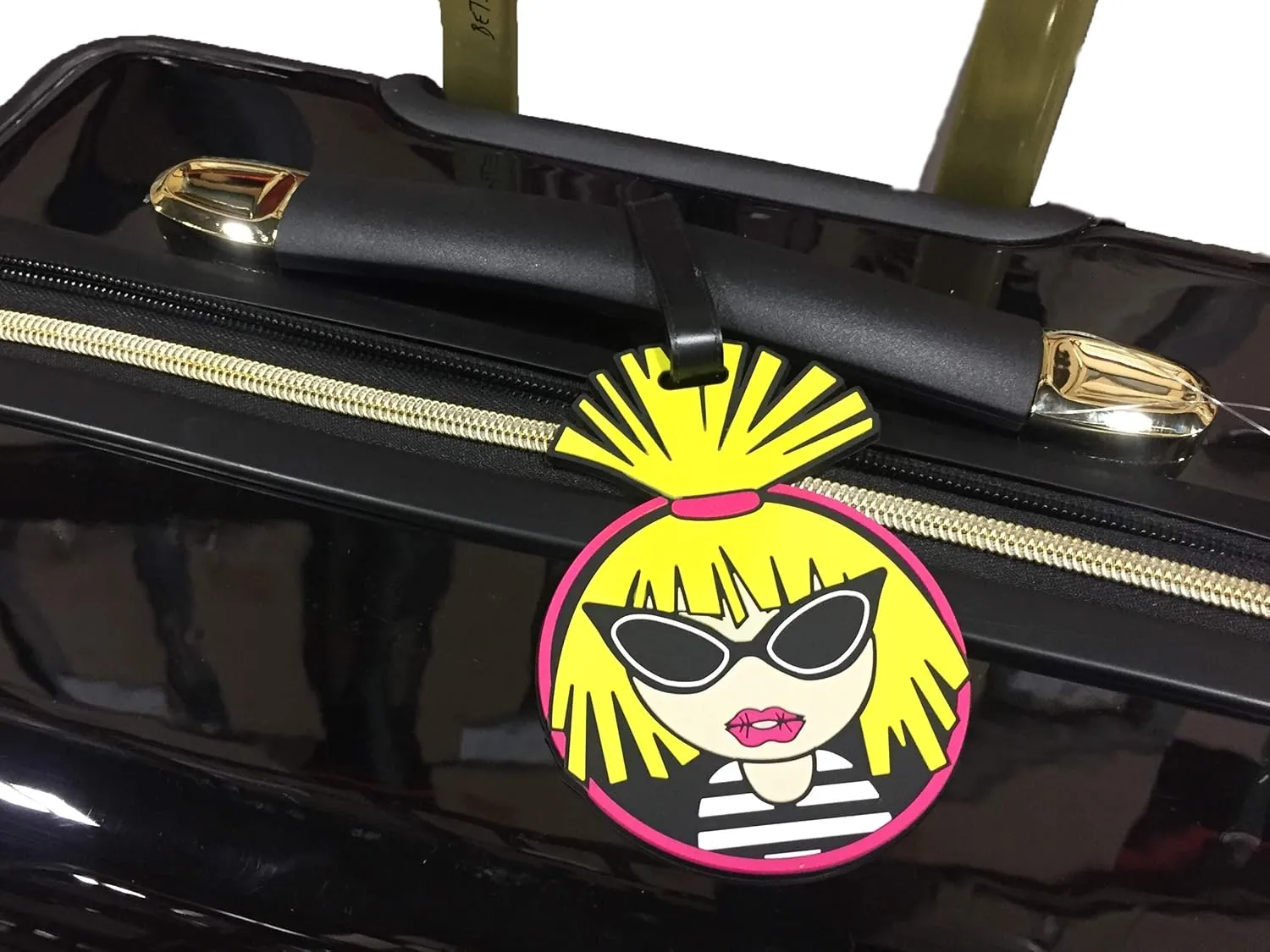 Betsey Johnson 26 Inch Checked Luggage Collection - Expandable Scratch Resistant (ABS   PC) Hardside Suitcase - Designer Lightweight Bag with 8-Rolling Spinner Wheels (Heart to Heart Black)