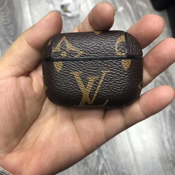 Classic Mono Brown AirPods Pro Case