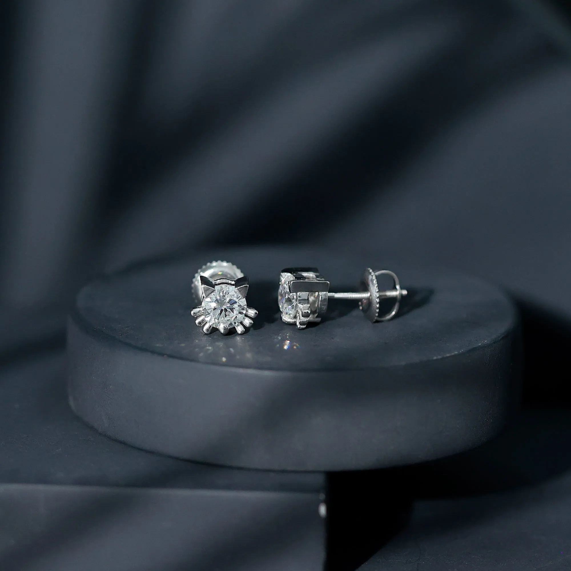 Cute Cat Solitaire Stud Earrings with Lab Grown Diamond