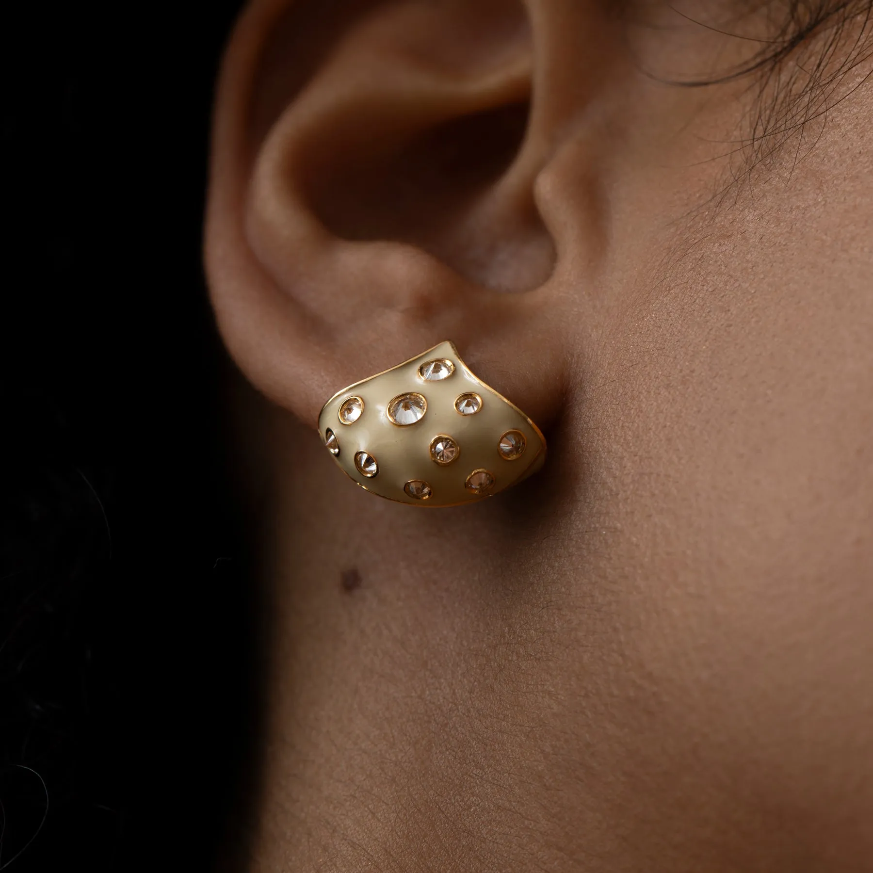 Enamel Reverse Set White Diamond Fan Earrings