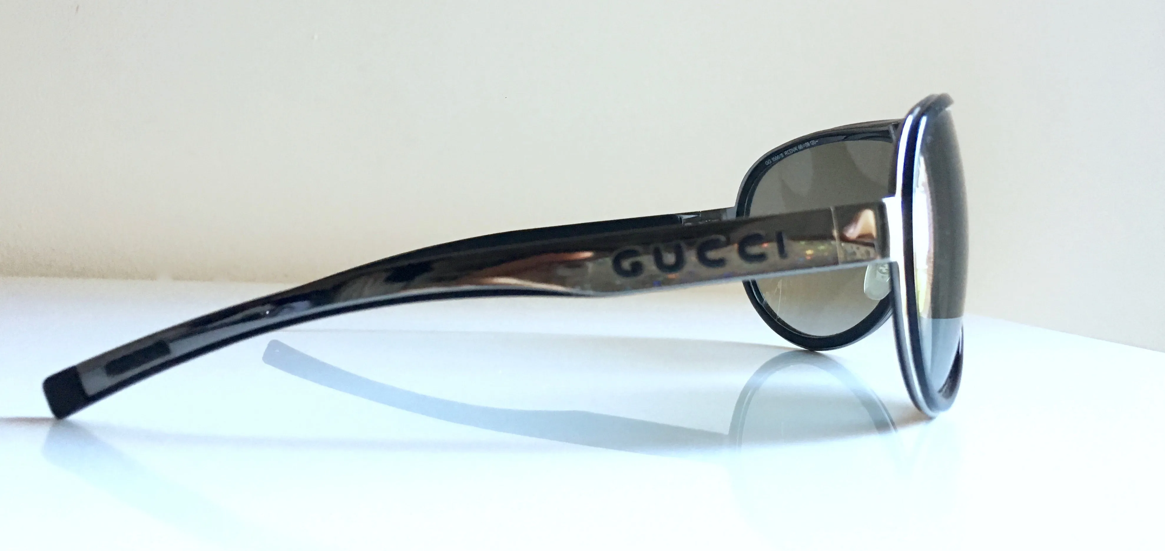GUCCI black oversized aviators w/ black rim